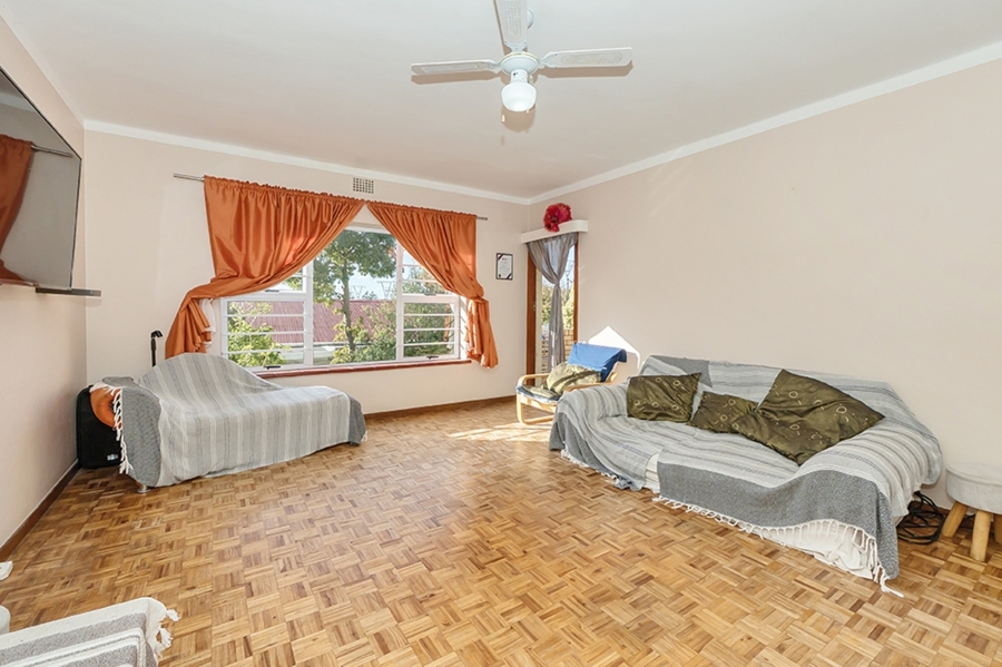 2 Bedroom Property for Sale in Heathfield Western Cape